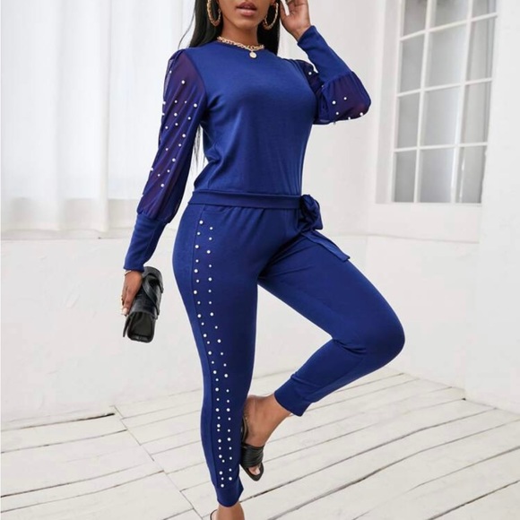 Sweatshirt set adorned with pearls! - Picture 5 of 5